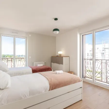 Apartment La Bella By Plaza Chessy (Seine-et-Marne)